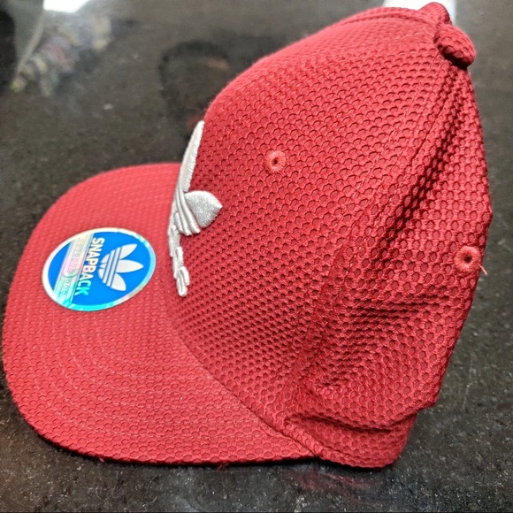 Adidas SnapBack one size fits all - Picture 5 of 5